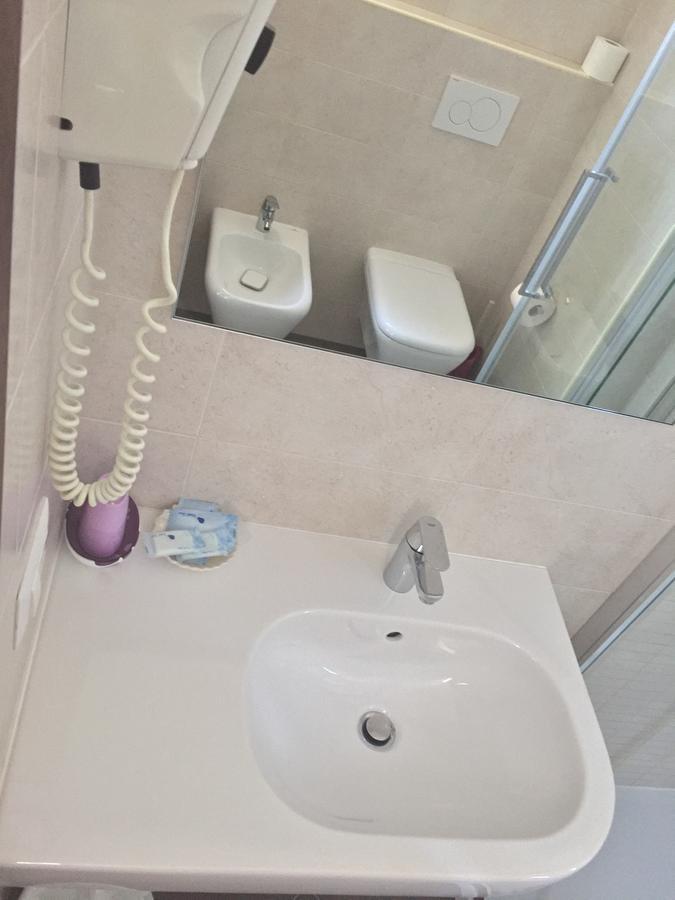 Hotel Mirabel Rimini Dış mekan fotoğraf