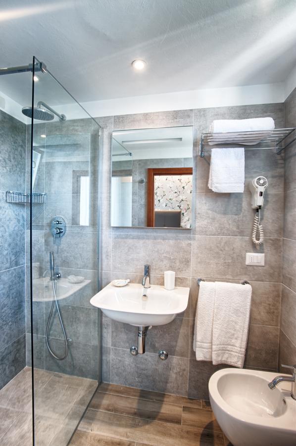Hotel Mirabel Rimini Dış mekan fotoğraf