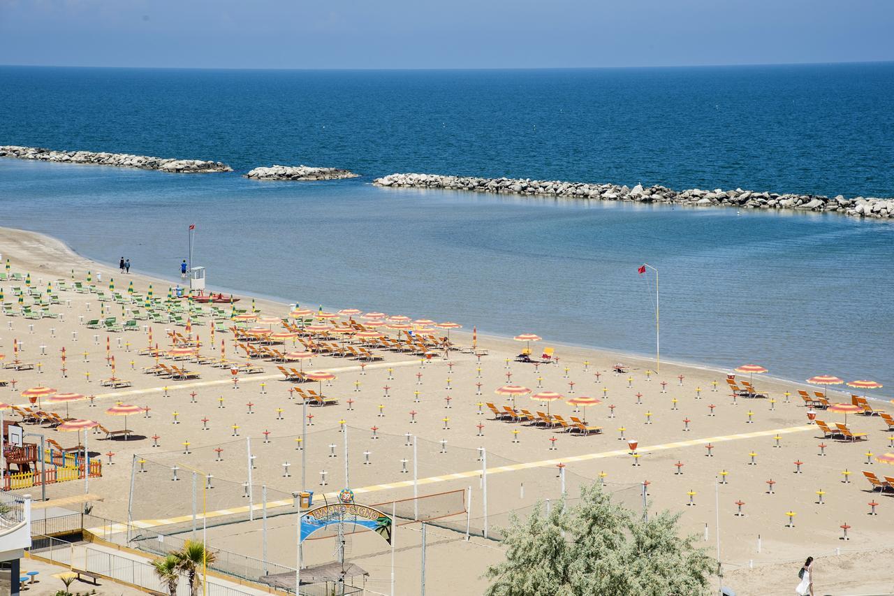 Hotel Mirabel Rimini Dış mekan fotoğraf